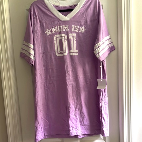 Pajama Sleep Shirt with 'Mom is 01' Design - Picture 1 of 5